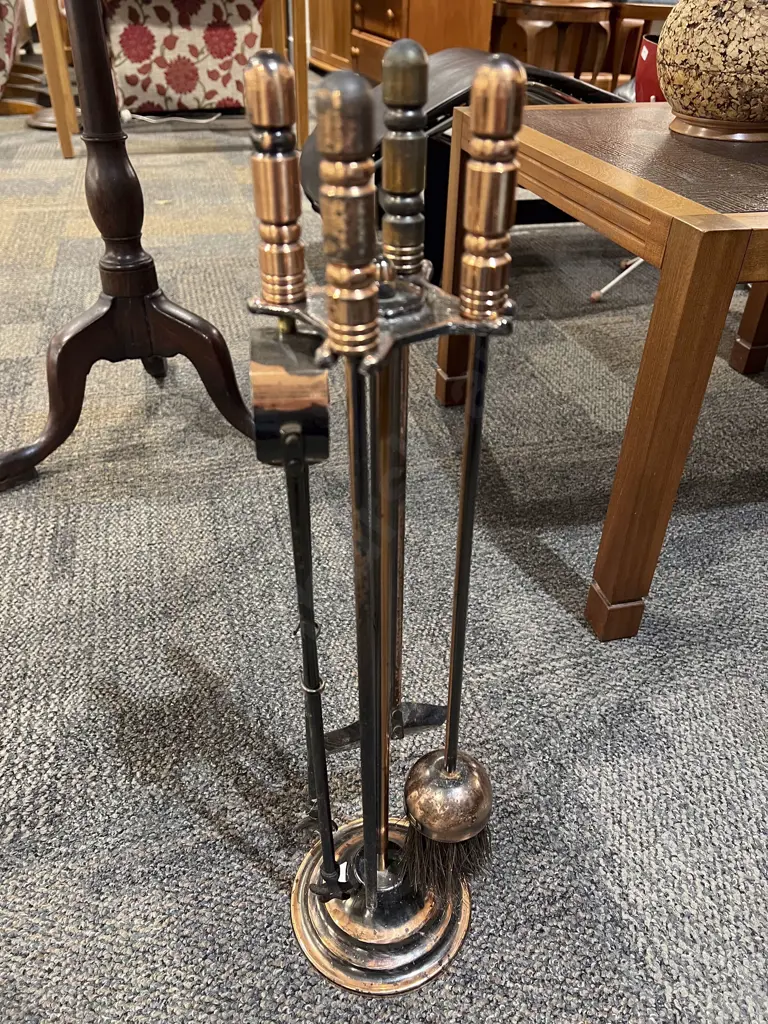 Copper Four Piece Fire Tidy Set Image 1++