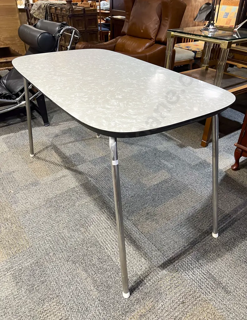 Retro Formica Kitchen Table Image 1++