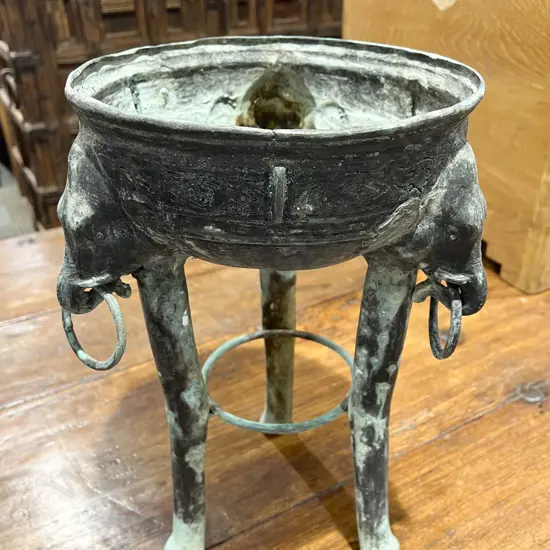 Bronze Elephant Form Plant Stand