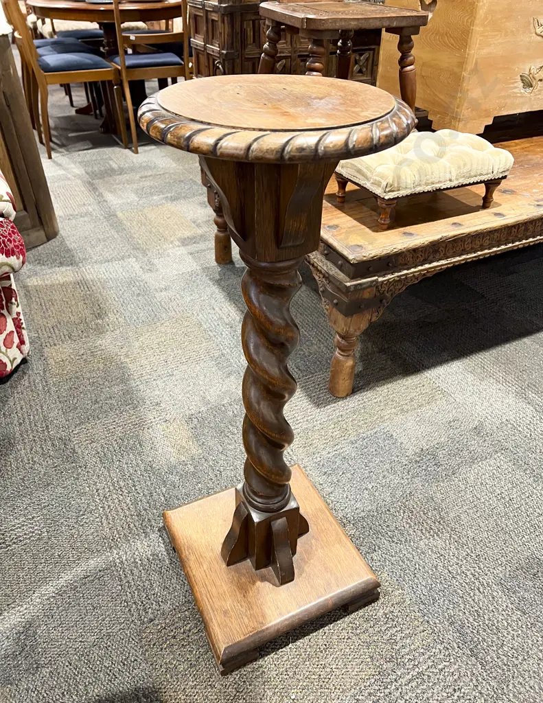 Victorian Oak Torchere Image 1++