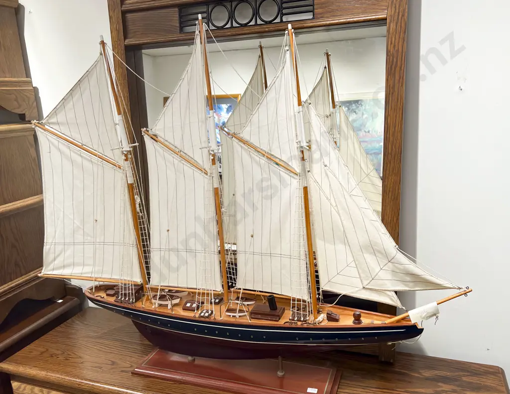 Model Of A 3 Masted Sailing Ship Image 1++