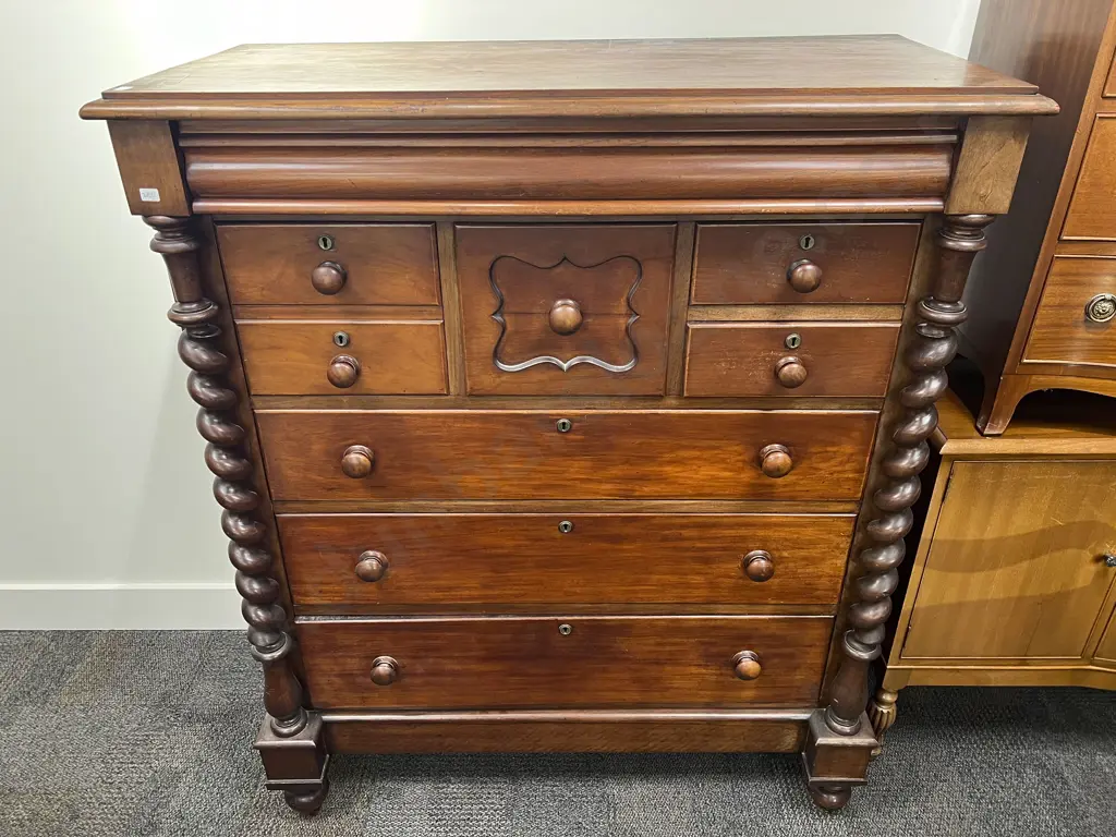 Victorian Scotch Chest with Barley Twist Supports Image 1++