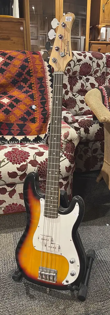 Electric Bass Guitar Image 1++