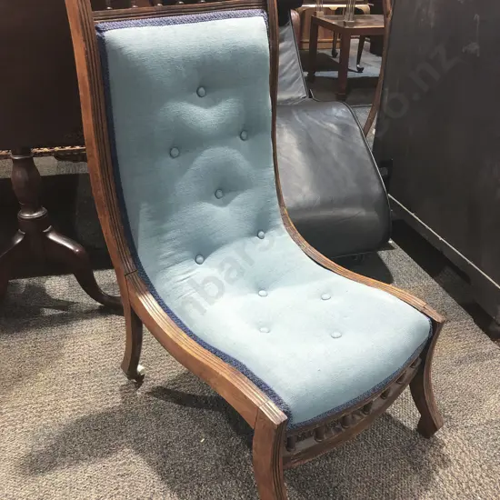 Buttoned Nursing Chair