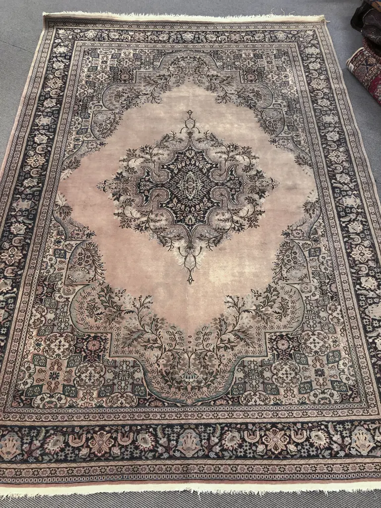 Persian Floor Rug Image 1++