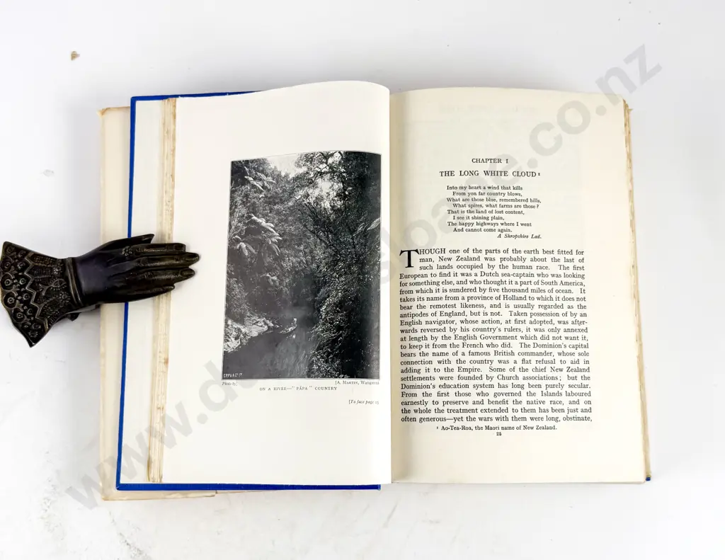 5 Various NZ Historical & Regional Volumes Image 1++