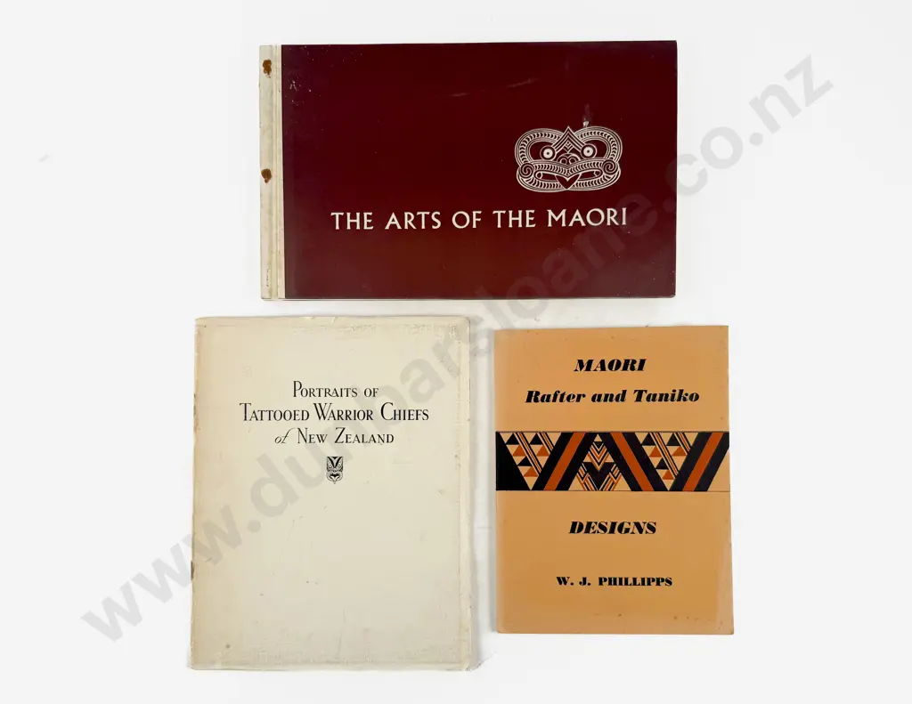 8 Volumes On Maori Art Image 1++