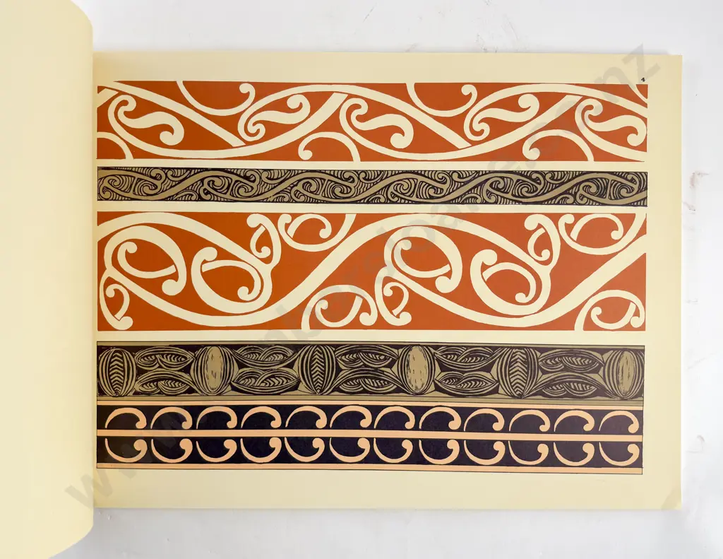 Menzies J H - Maori Patterns Painted And Carved Image 1++