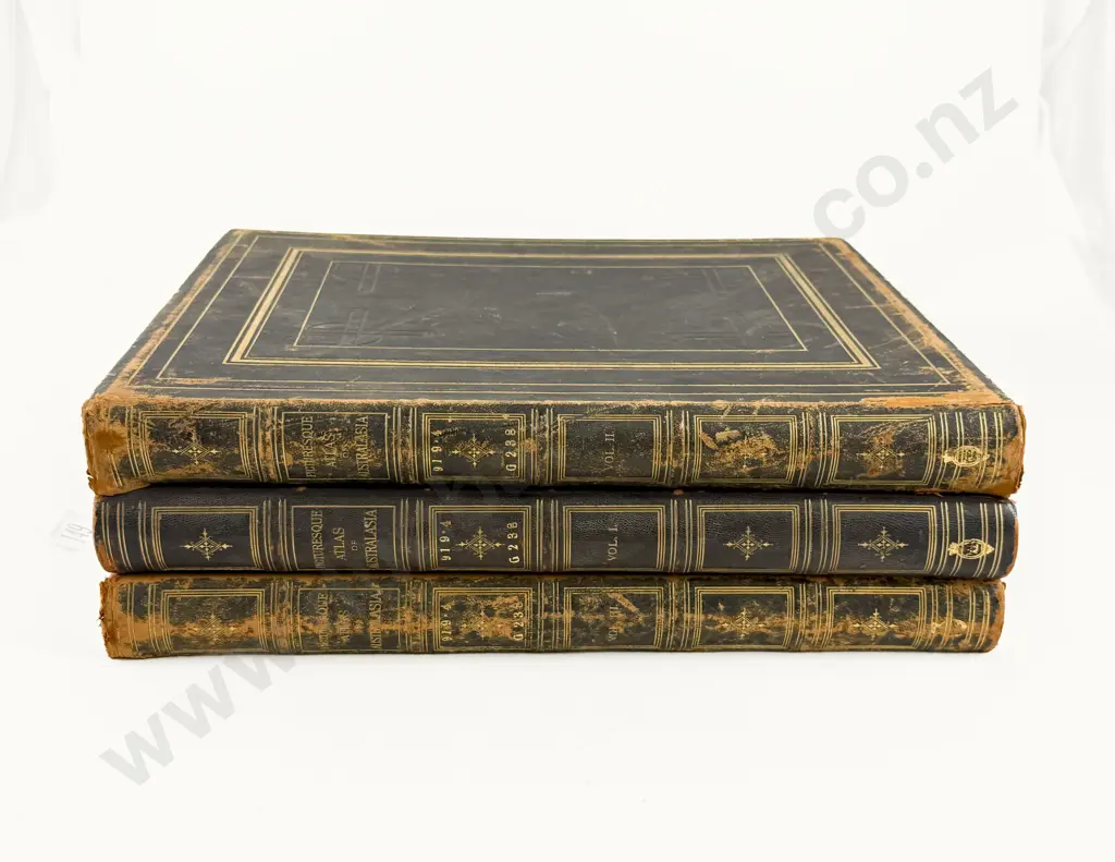 Garren Hon Andrew - Picturesque Atlas Of Australia (3 Volumes) Image 1++