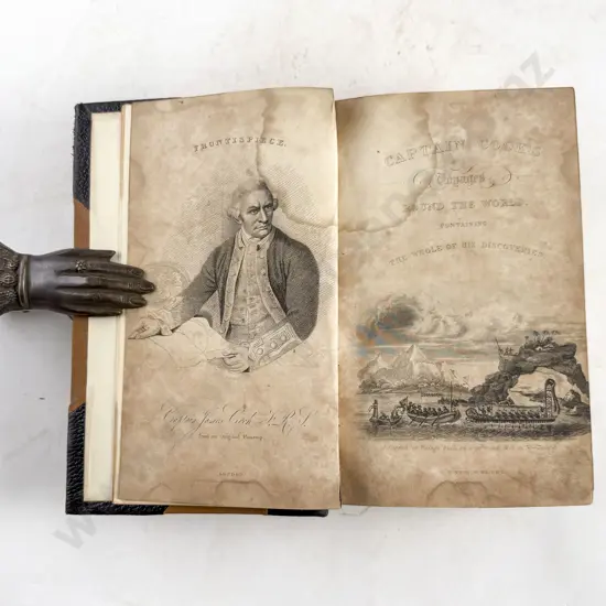 Cook Captain James - The Voyages Of Captain James Cook (2 Vols in 1)