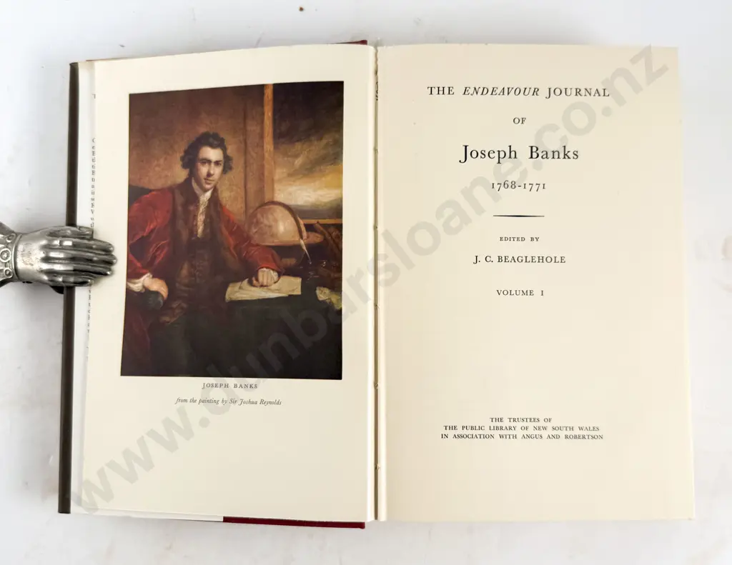 Beaglehole J C - The Endeavour Journals of Joseph Banks 1768-1771 (2 Volumes) Image 1++