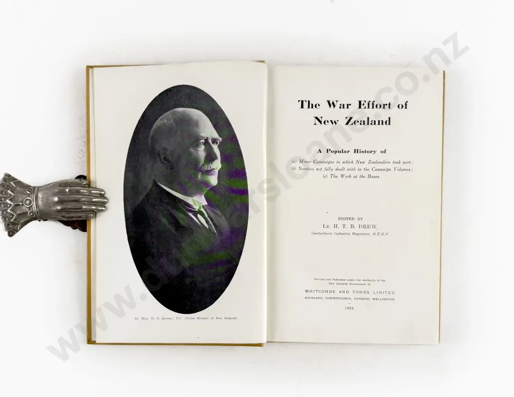 Drew Lieut H T B - The War Effort of New Zealand Vol IV Image 1++