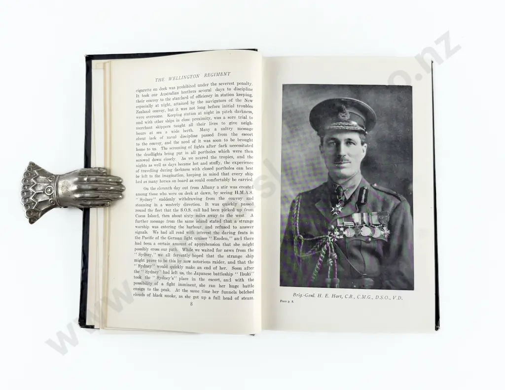 Cunningham Treadwell & Hanna - The Wellington Regiment NZEF 1914-1919 Image 1++