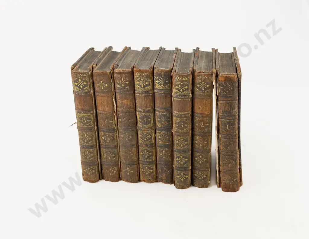 (-) The Spectator (8 Volumes) Image 1++