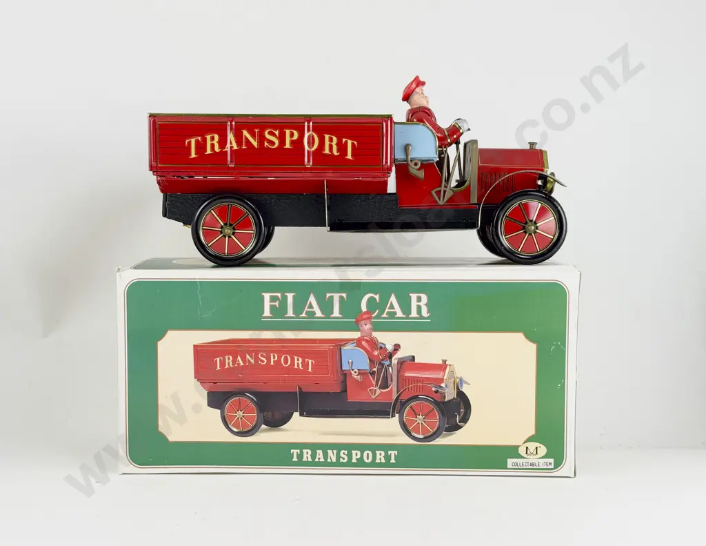 Boxed China Tinplate Fiat Car Transport Image 1++