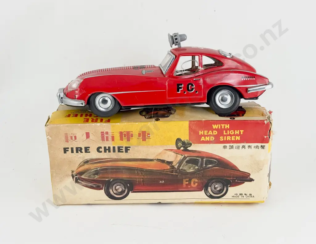 Part Boxed China ME627 Tinplate Fire Chief Image 1++