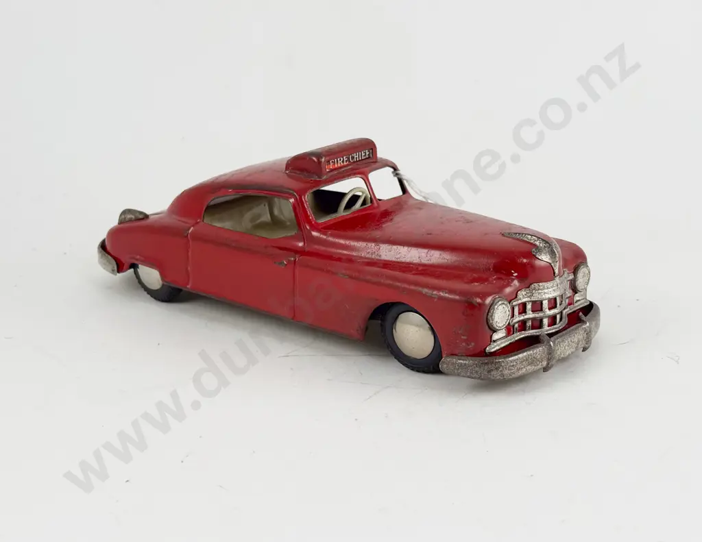 Arnold Made in US Zone Germany Tinplate Candidat Fire Chief Vehicle Image 1++