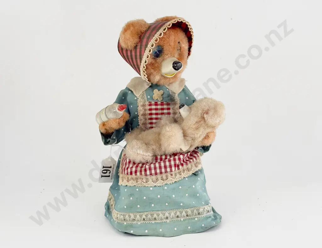 Y Mark Yonezawa Japan Flock Cloth and Tinplate Mother and Baby Bear Image 1++