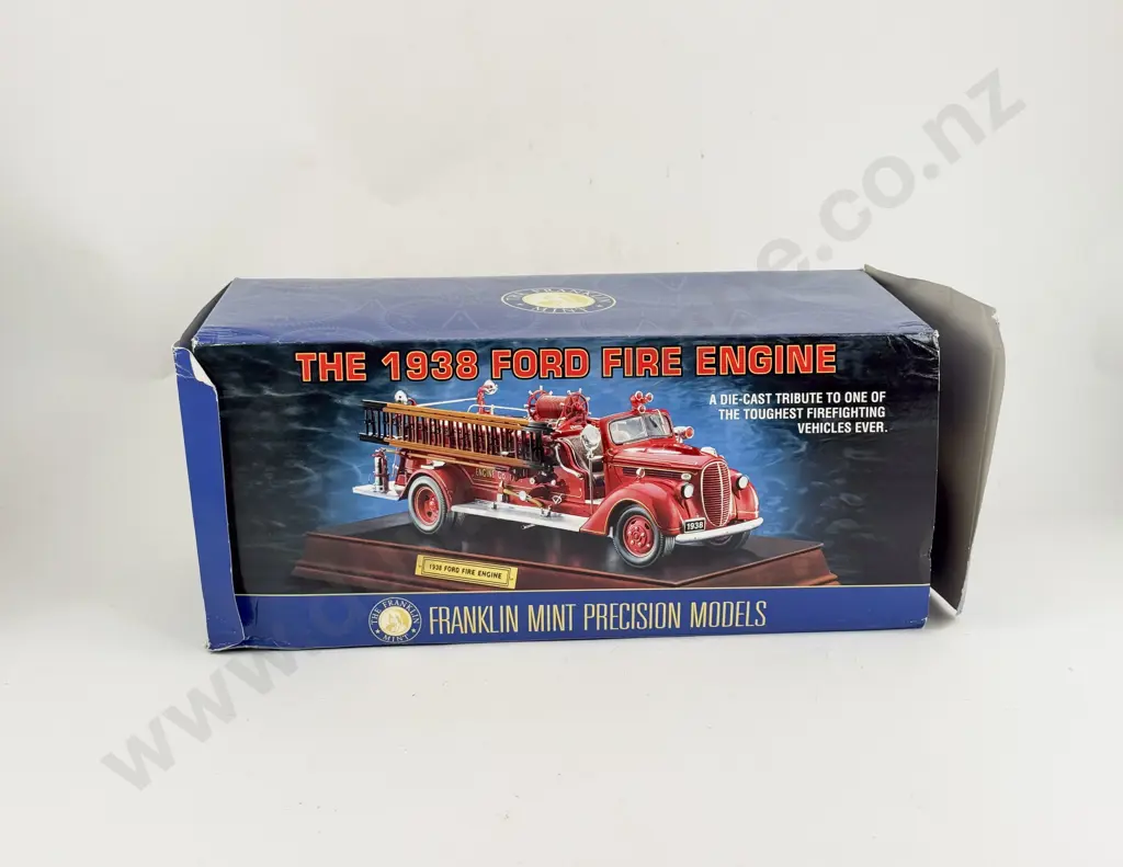 Boxed Franklin Mint The 1938 Ford Fire Engine Image 1++