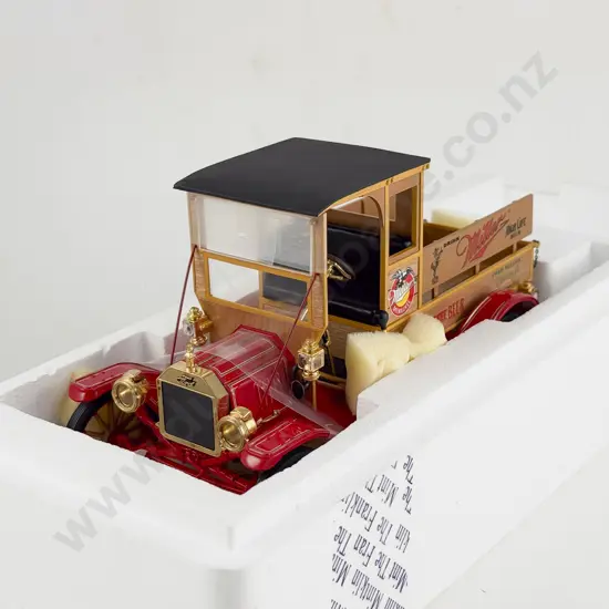Boxed Franklin Mint Miller Milwaukee Brewery Ford Model T Truck