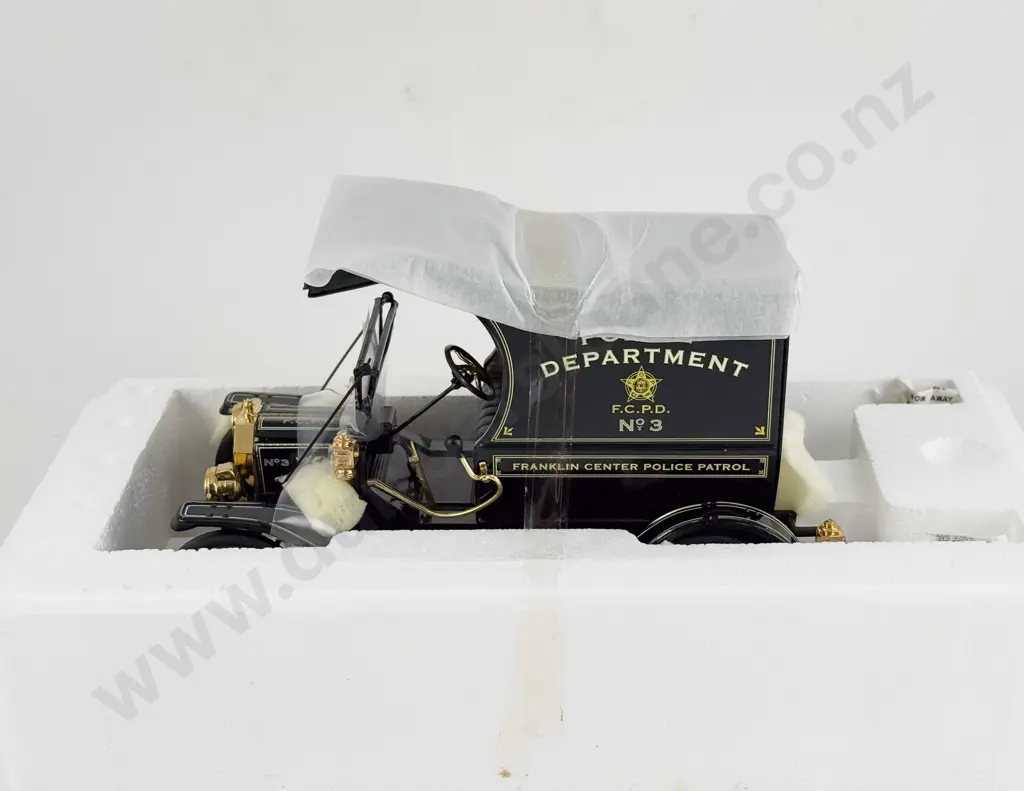 Boxed Franklin Mint Police Department FCPD No3 Model Model T Image 1++