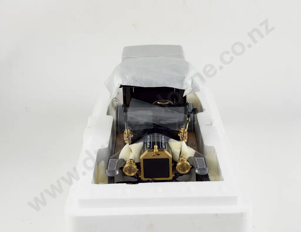 Boxed Franklin Mint 1913 Ford Model T Delivery Colt Patent Fire Arms MFG Co Image 1++
