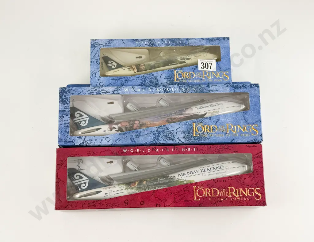 Aviation Inflight Scale Models Boxed Lord of the Rings B747 x2 and A320 Image 1++