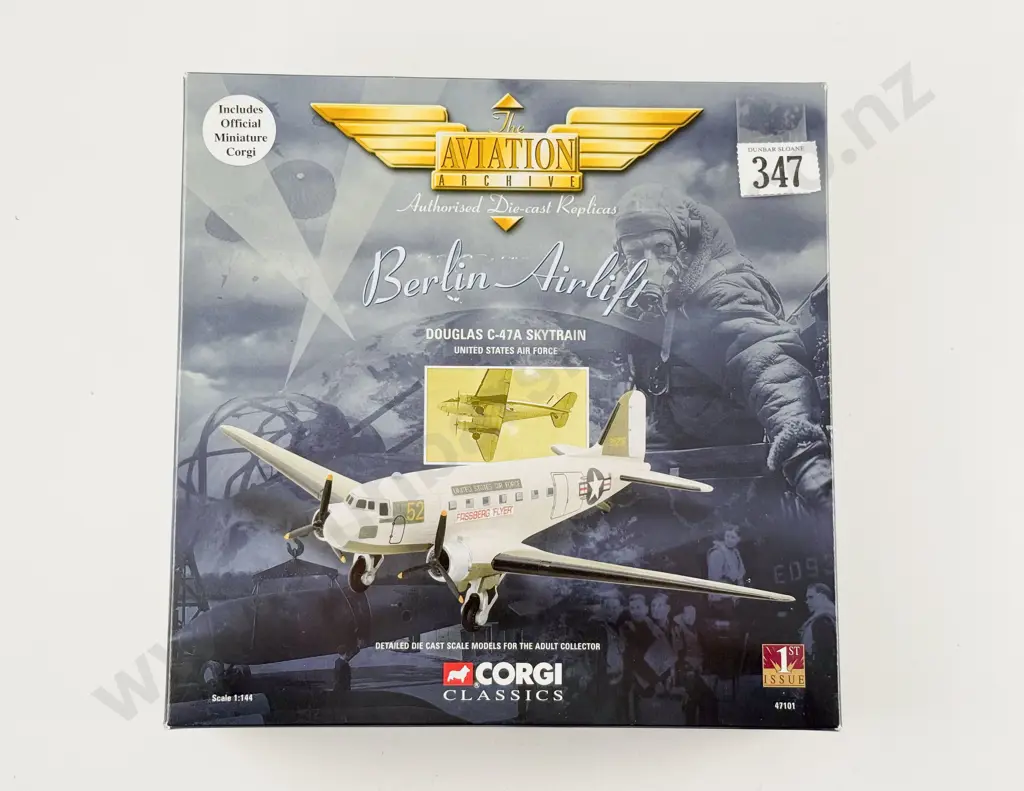 Boxed Corgi Aviation Archive 47101 1st Issue Douglas C47A Skytrain Image 1++