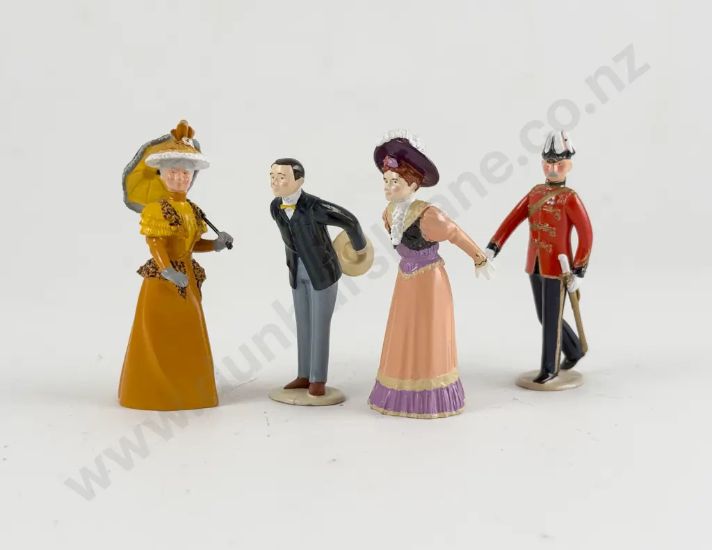 Imperial Productions No67 Kissing Couple and No56 Officer and Lady Image 1++