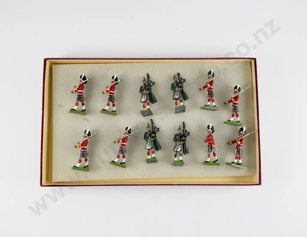 Boxed Britains No5185 1881 Seaforth Highlanders 72nd & 78th Foot 1985 Ltd Ed 4365/5000 Image 1++