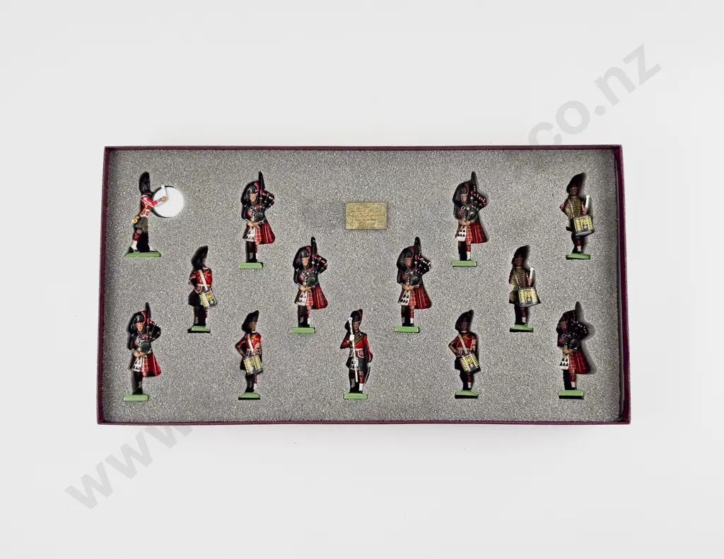 Boxed Britains No5196 The Pipes & Drums 1st Battalion The Black Watch Ltd Ed 1894/2500 Image 1++