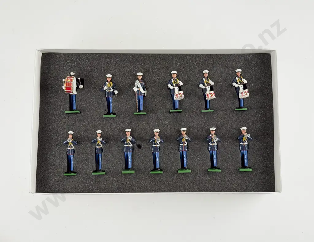 Boxed Britains No17780 United States Marine Corps 8th and I Drum and Bugle Corps 1955 Ltd Ed 296/1000 Image 1++