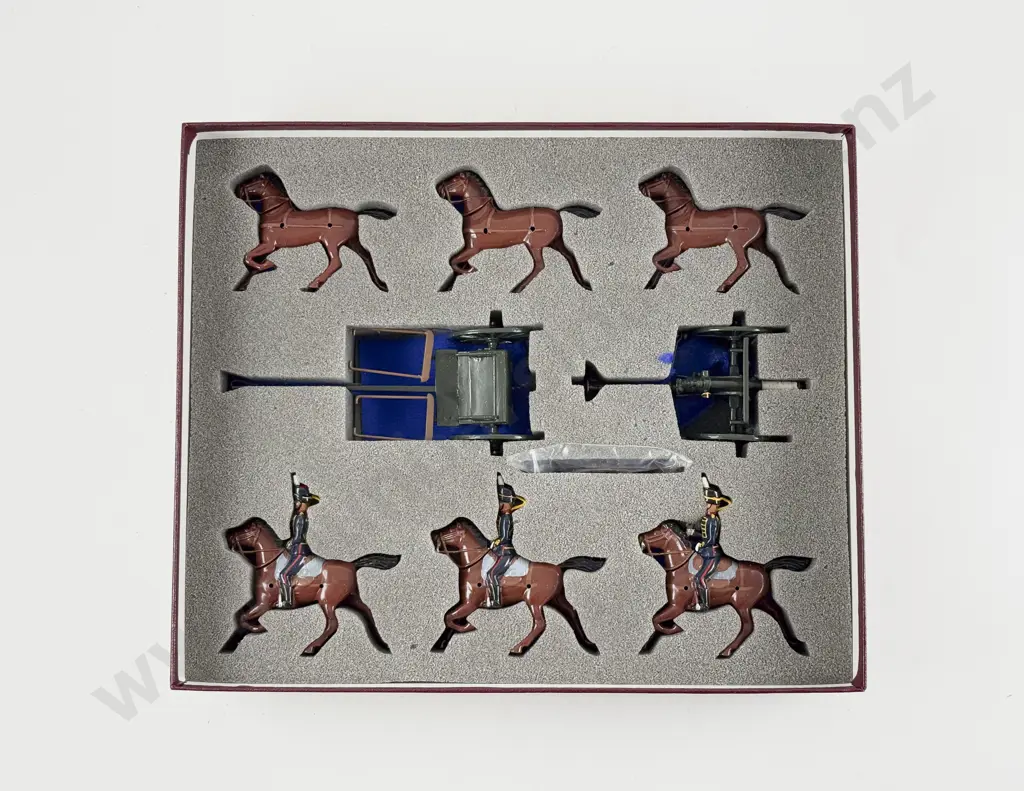 Boxed Britains No8825 Gun Team Royal Horse Artillery King's Troop Image 1++