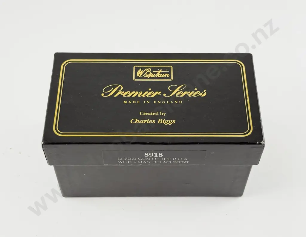 Boxed Britains No8918 Premier Series 13 Pdr Gun of the Royal Horse Artillery with 4-man Detachment Image 1++