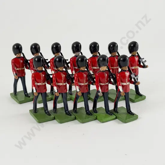 Britains Retail Box No8013 12 Units Scots Guard