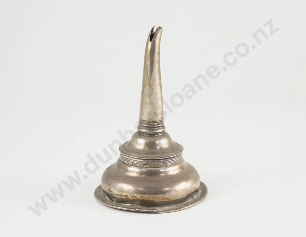 Geo III S/S Wine Funnel Image 1++