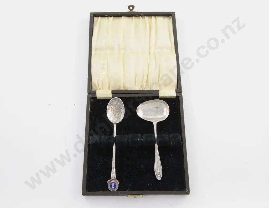 Geo V S/S Topped Cut Glass Sugar Caster Image 1++