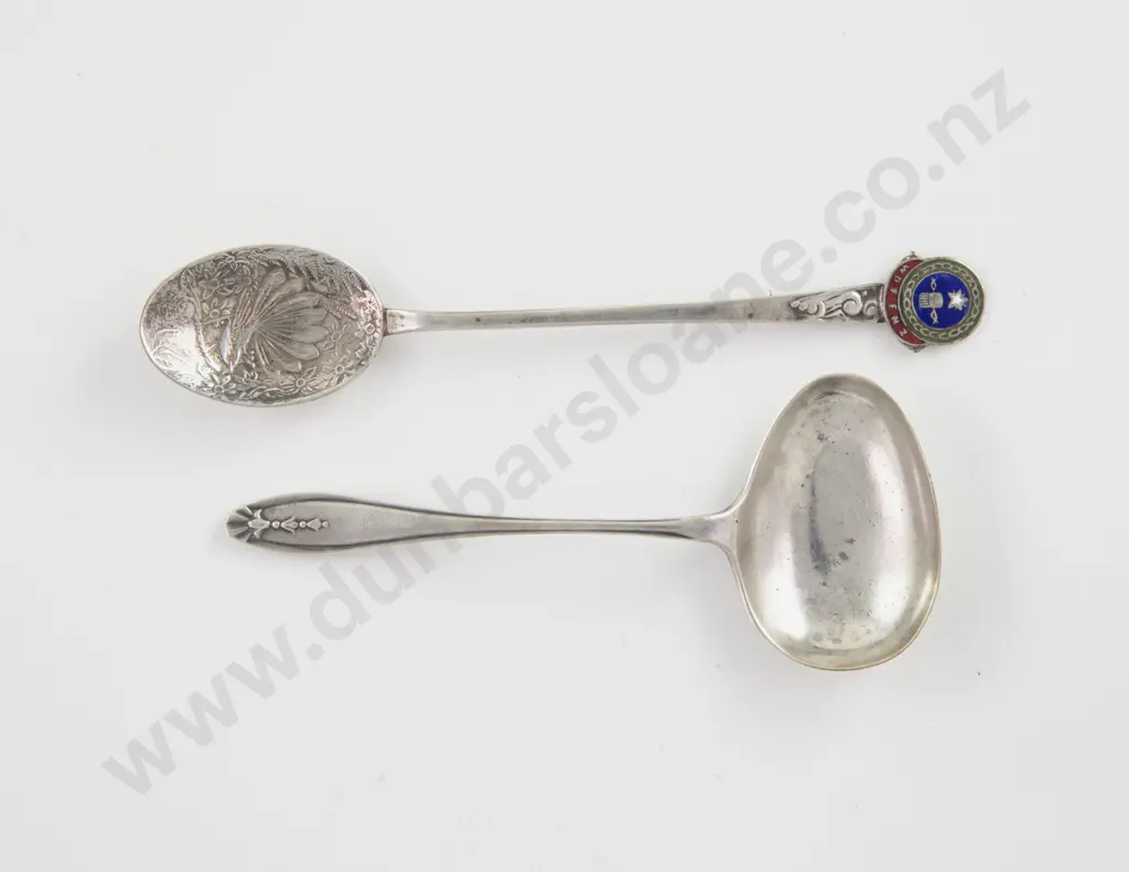 Geo V S/S Topped Cut Glass Sugar Caster Image 1++