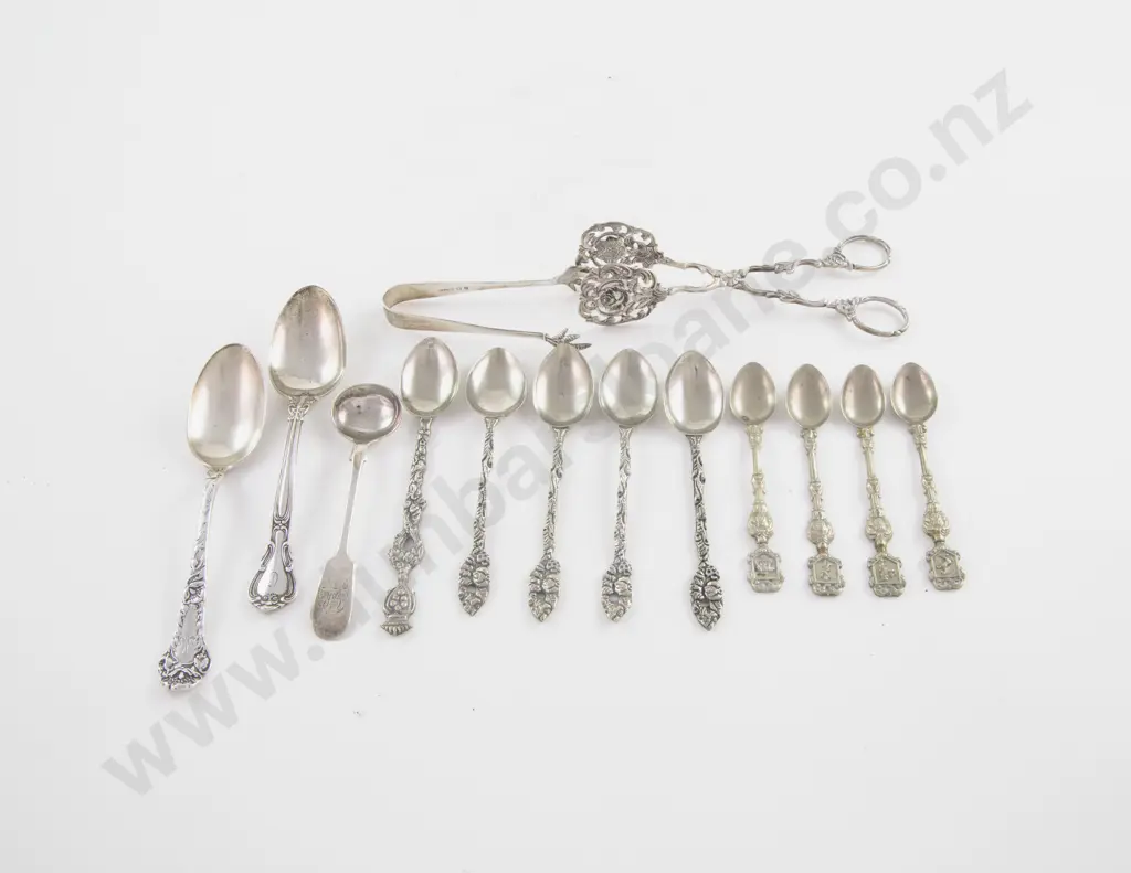 Small Group Of Mixed S/S Flatware Image 1++