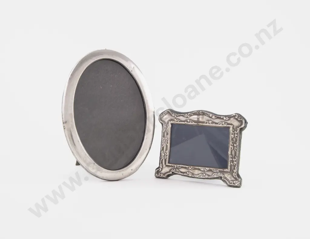 2 Vintage S/S Photo Frames Image 1++