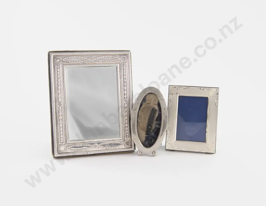 3 Small S/S Photo Frames Image 1++