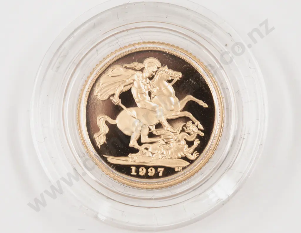 EIIR 1997 Proof Gold Half Sovereign Royal Mint #1086 Image 1++