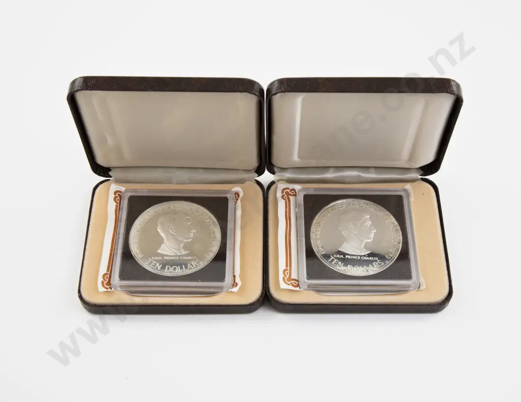 1978 Commonwealth of the Bahamas $10 Silver Proof Coin Fifth Anniversary of Independence x2 Image 1++