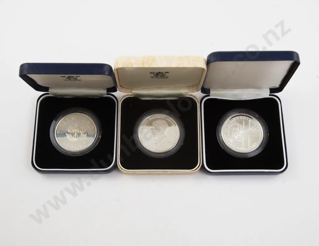 Falkland Island 1982 1983 1985 Commemorative Silver Proof Coins Image 1++