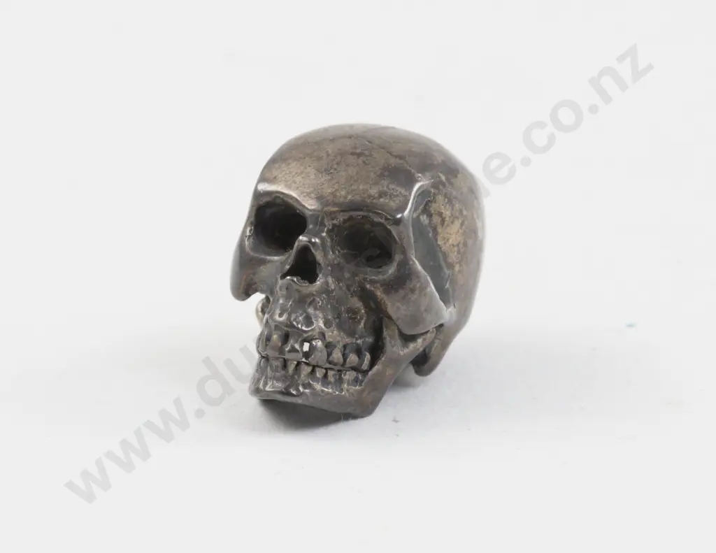 Small Silver Metal Human Skull with Hinged Jaw Image 1++