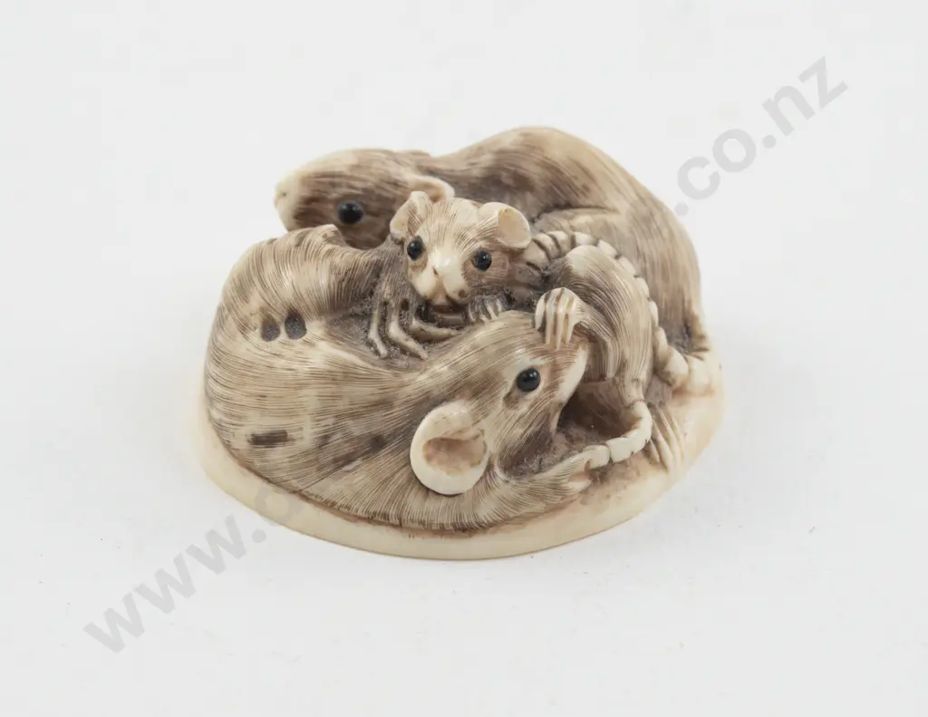 Signed Ivory Netsuke of a Nest of Three Rats Image 1++