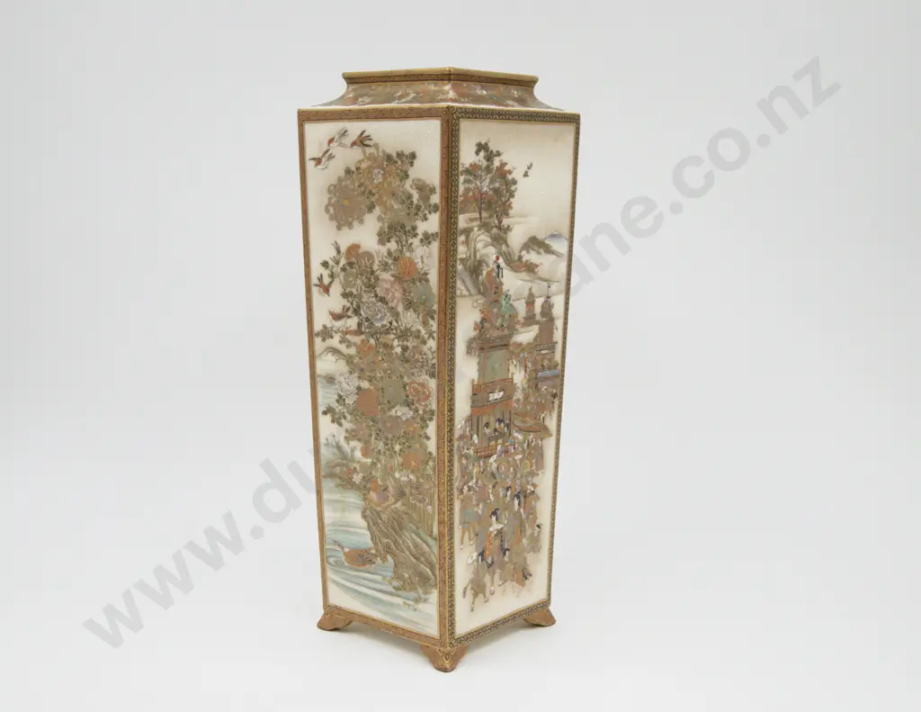 Japanese Satsuma Meiji Period Tall Slab Sided Vase Image 1++