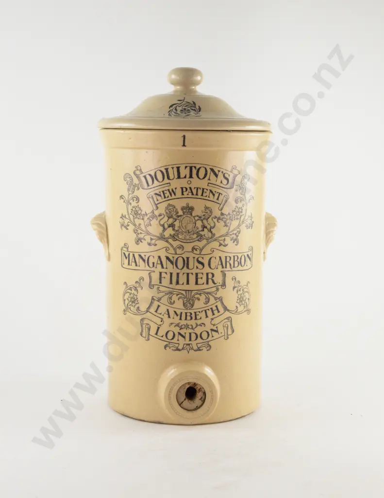 Late C19th Doulton's New Patent Stoneware Water Filter and Cover Image 1++
