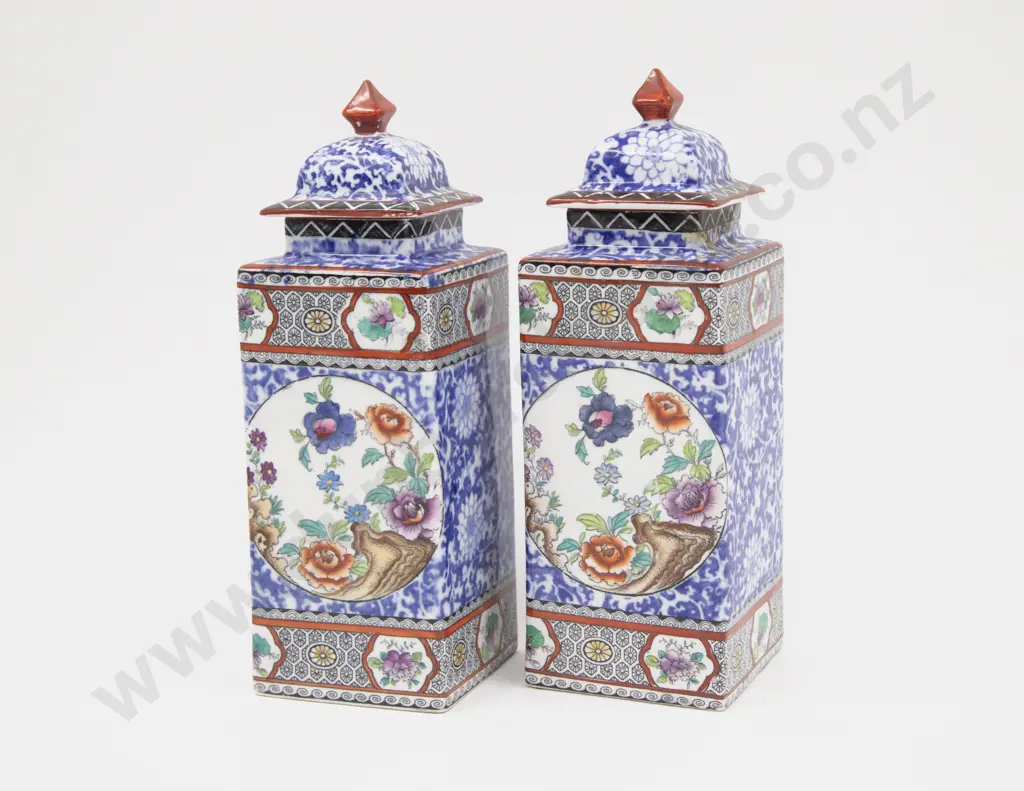 Pair Corona Ware Kang He Period 1662 Style Slab Sided Covered Vases Image 1++