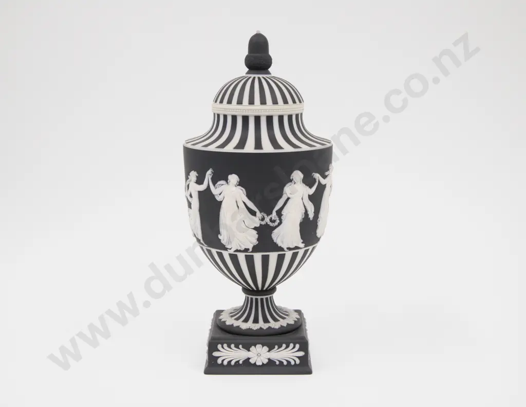 Wedgwood Black Basalt Urn and Cover Image 1++